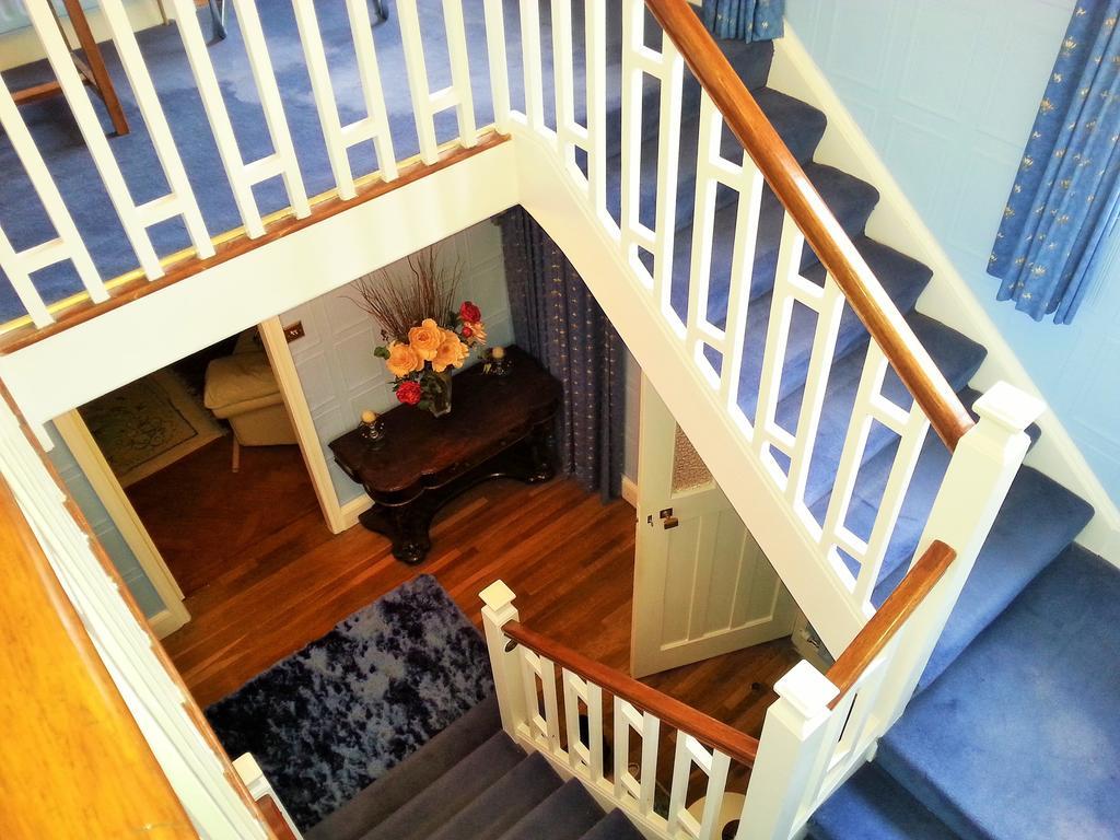 The Dell Dublin Bed & Breakfast ดุนเลรี ภายนอก รูปภาพ