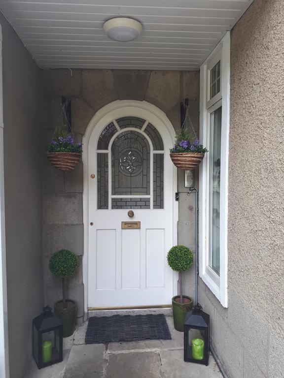 The Dell Dublin Bed & Breakfast ดุนเลรี ภายนอก รูปภาพ