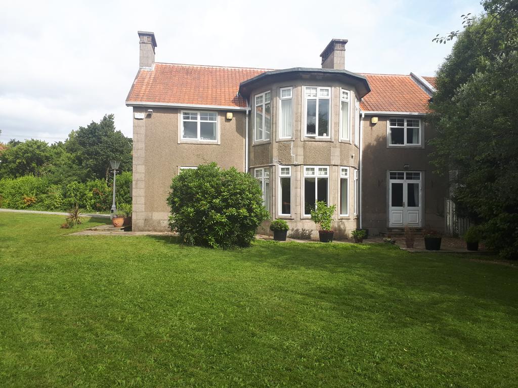 The Dell Dublin Bed & Breakfast ดุนเลรี ภายนอก รูปภาพ
