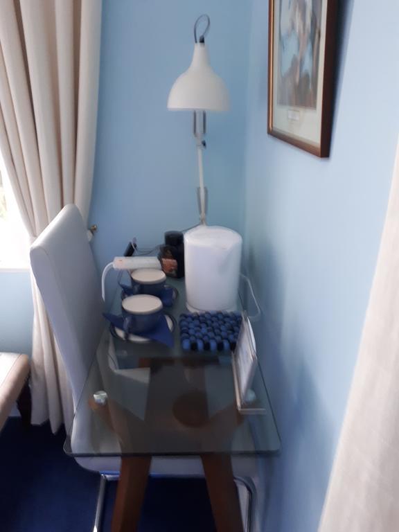 The Dell Dublin Bed & Breakfast ดุนเลรี ภายนอก รูปภาพ